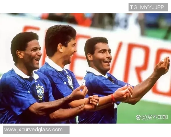 世纪杯足球明星队员综合实力排名揭晓引发全球关注与热议